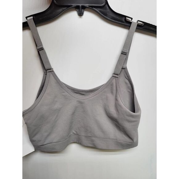 Nordstrom Gray Sports Bra NEW - Picture 2 of 6
